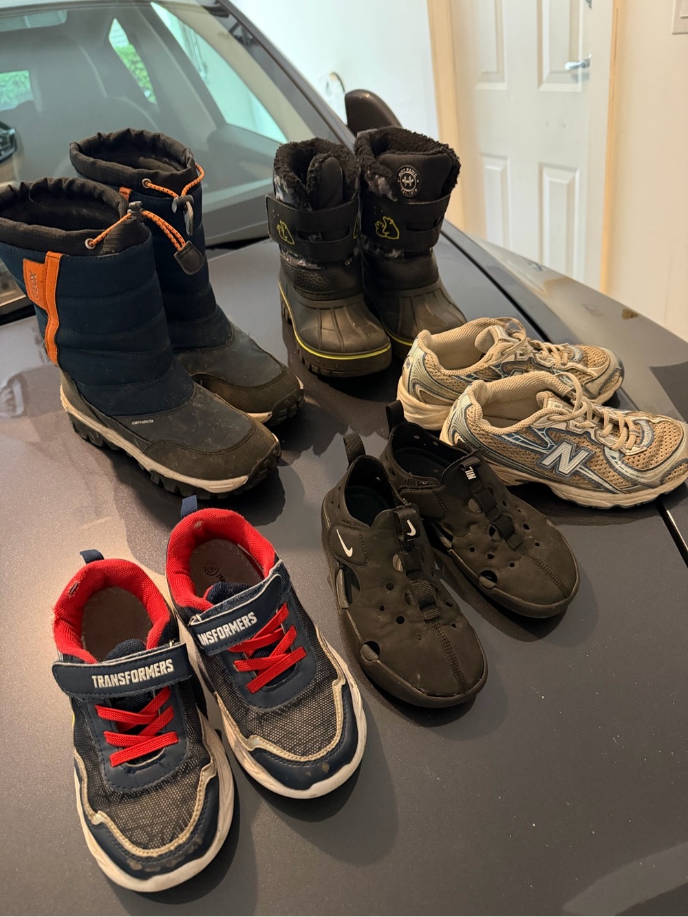 6 pairs boys runners sneakers size 12/13 New Balance 740/574, Geox, Nike, Kamik